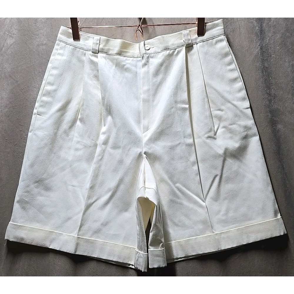 Vintage Casablanca Womens‎ High-Waisted White Pleated Shorts Size 16